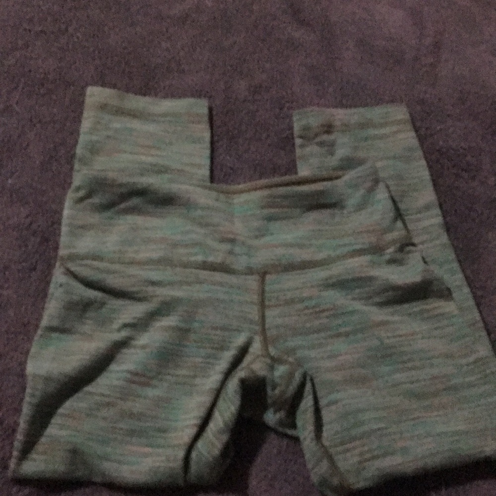 Lululemon Capri size 4!!!